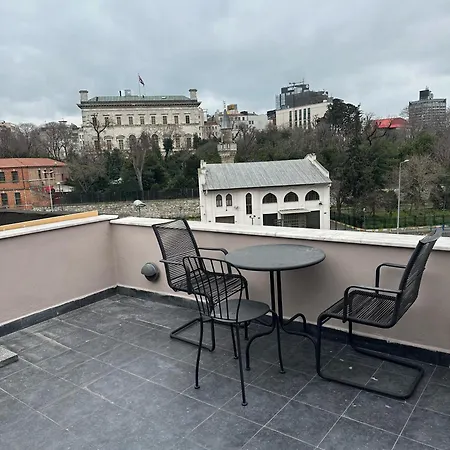 Daire Leon Taksim İstanbul